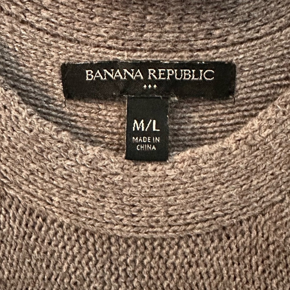Banana Republic knit poncho // Like new - Picture 3 of 6